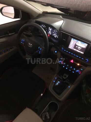 Hyundai Elantra 2017, 160,000 km - 2.0 л - Bakı