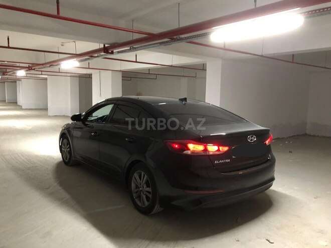 Hyundai Elantra 2017, 160,000 km - 2.0 л - Bakı