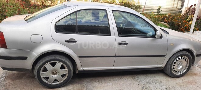 Volkswagen Bora 1999, 221,432 km - 1.6 l - Zaqatala