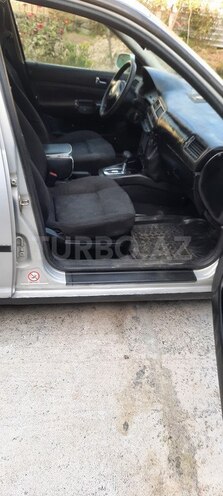 Volkswagen Bora 1999, 221,432 km - 1.6 l - Zaqatala