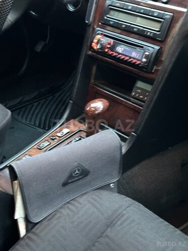 Mercedes C 220 d 2000, 298,921 km - 2.2 l - Bakı