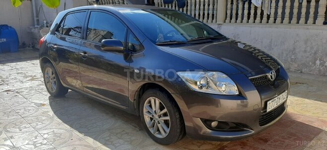 Toyota Auris 2008, 300,000 km - 1.4 л - Gəncə