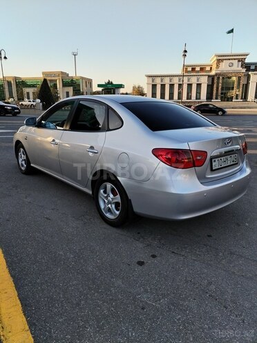 Hyundai Elantra 2007, 220,000 km - 1.6 l - Quba
