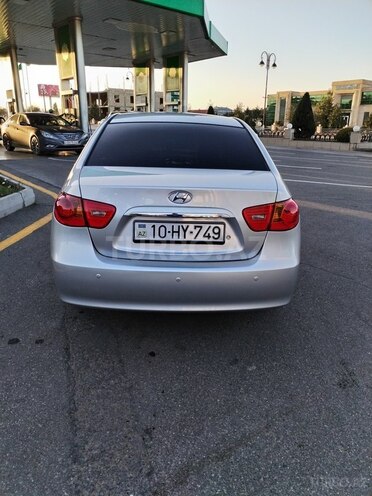 Hyundai Elantra 2007, 220,000 km - 1.6 l - Quba