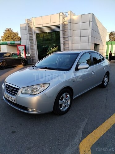 Hyundai Elantra 2007, 220,000 km - 1.6 l - Quba