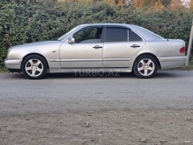Mercedes E 320 1996, 500,000 km - 3.2 l - Balakən