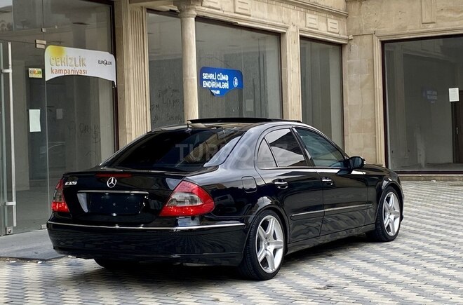 Mercedes E 320 2002, 234,000 km - 3.2 л - Bakı