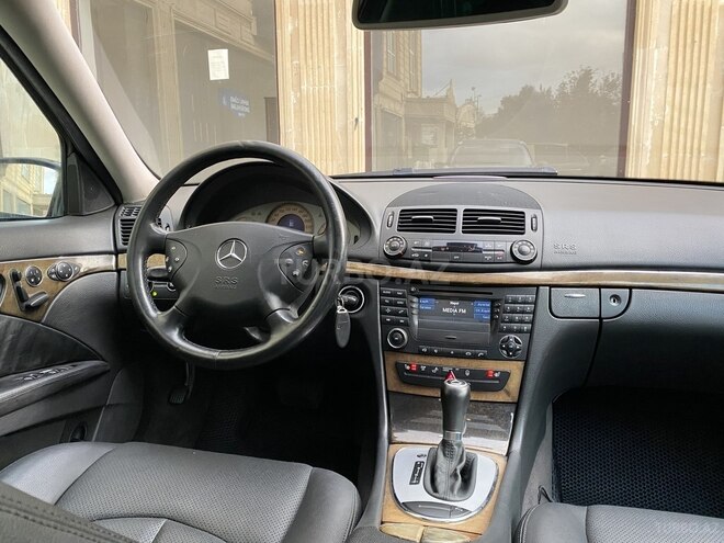 Mercedes E 320 2002, 234,000 km - 3.2 л - Bakı