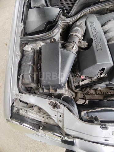 Mercedes E 240 1999, 329,000 km - 2.4 l - Xaçmaz