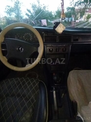 Mercedes 190 1991, 555,555 km - 2.0 l - İmişli