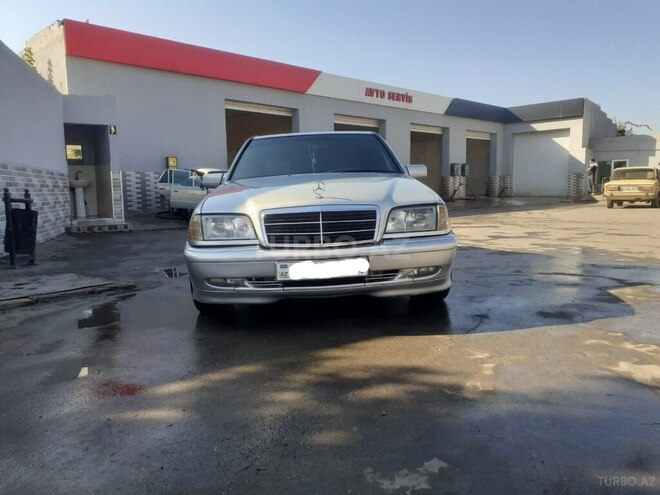 Mercedes C 230 2000, 291,200 km - 2.3 l - Sabirabad