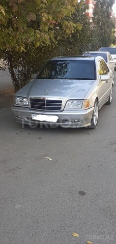Mercedes C 230 2000, 291,200 km - 2.3 l - Sabirabad