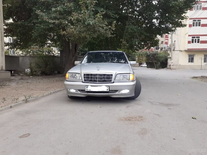 Mercedes C 230 2000, 291,200 km - 2.3 l - Sabirabad