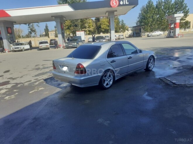 Mercedes C 230 2000, 291,200 km - 2.3 l - Sabirabad