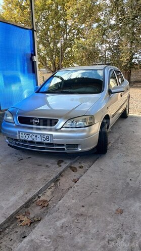 Opel Astra 2000, 120,000 km - 2.0 л - Samux