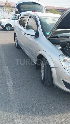 Opel Astra-2