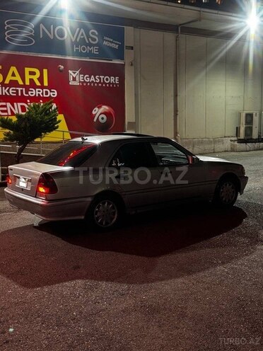 Mercedes C 200 d 1994, 200,000 km - 2.0 л - Bakı