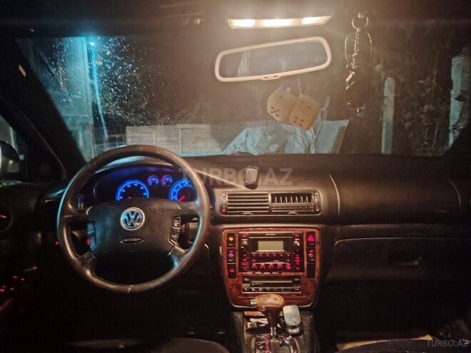 Volkswagen Passat 2001, 209,853 km - 2.8 l - Bərdə