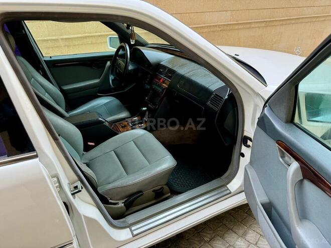 Mercedes C 200 1995, 256,000 km - 2.0 л - Bakı