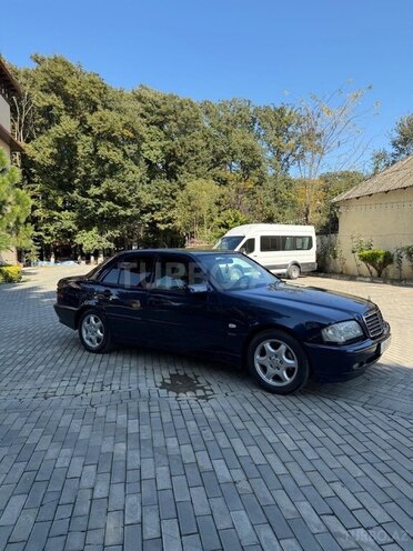 Mercedes C 230 1998, 220,000 km - 2.3 l - Masallı