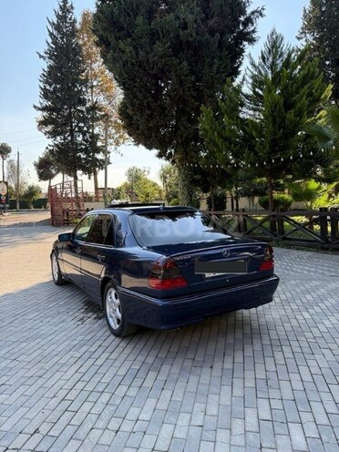 Mercedes C 230 1998, 220,000 km - 2.3 l - Masallı