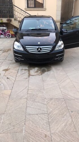 Mercedes B 180 2011, 151,000 km - 1.6 l - Bakı