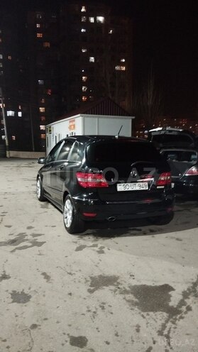 Mercedes B 180 2011, 151,000 km - 1.6 l - Bakı
