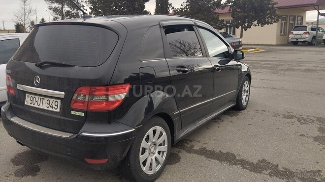 Mercedes B 180 2011, 151,000 km - 1.6 l - Bakı