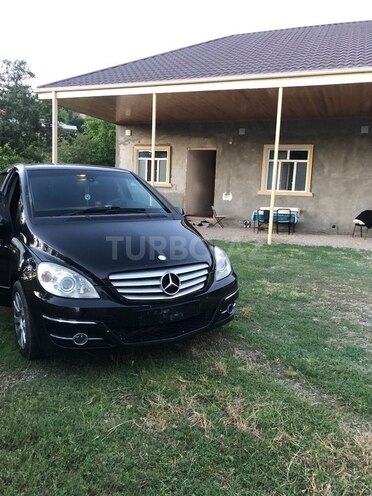 Mercedes B 180 2011, 151,000 km - 1.6 l - Bakı