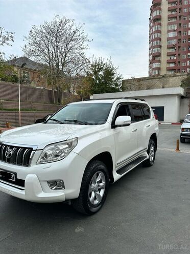 Toyota Land Cruiser Prado 2010, 280,000 km - 2.7 л - Bakı