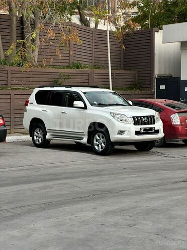 Toyota Land Cruiser Prado 2010, 280,000 km - 2.7 л - Bakı