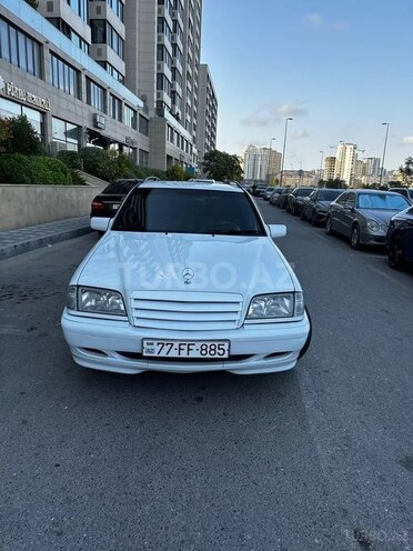 Mercedes E 220 d 1999, 450,000 km - 2.2 l - Bakı