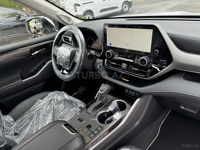 Toyota Highlander-15