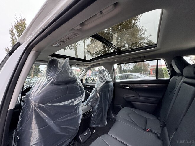 Toyota Highlander-10