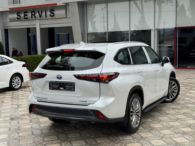 Toyota Highlander-6