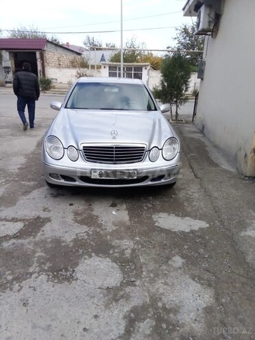Mercedes E 240 2002, 300,000 km - 2.4 l - Şirvan