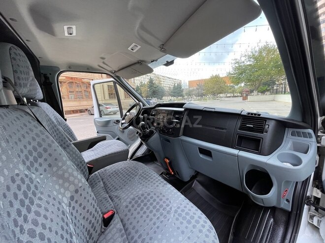 Ford Transit 2010, 186,000 km - 2.2 л - Bakı