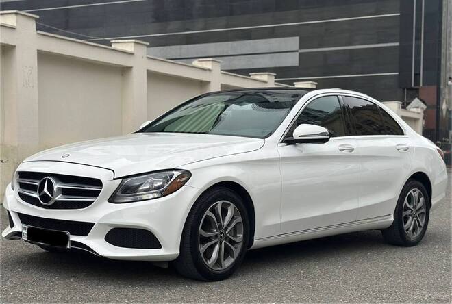 Mercedes C 300 2017, 100,000 km - 2.0 l - Bakı