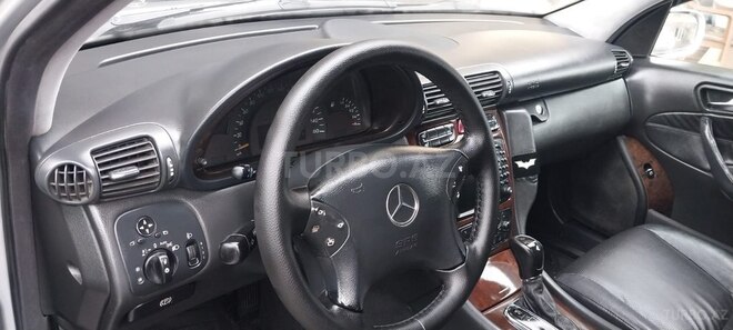 Mercedes C 220 d 2001, 259,000 km - 2.2 l - Masallı