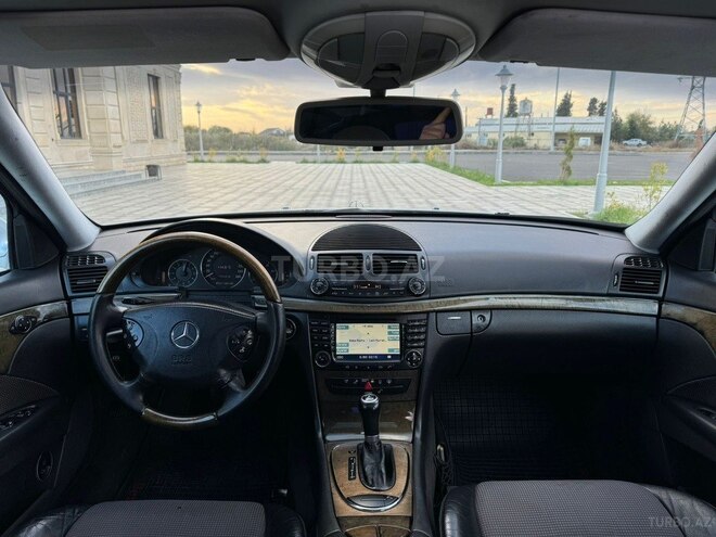 Mercedes E 220 d 2002, 341,000 km - 2.2 л - Sabirabad