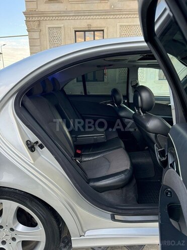Mercedes E 220 d 2002, 341,000 km - 2.2 л - Sabirabad