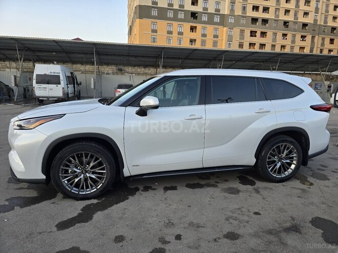 Toyota Highlander 2022, 72,000 km - 2.5 l - Bakı