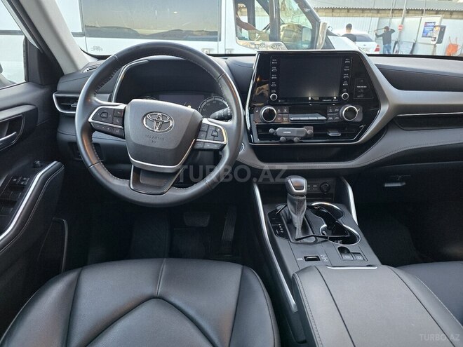 Toyota Highlander 2022, 72,000 km - 2.5 l - Bakı