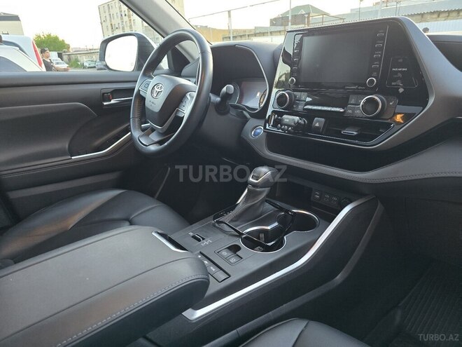 Toyota Highlander 2022, 72,000 km - 2.5 l - Bakı