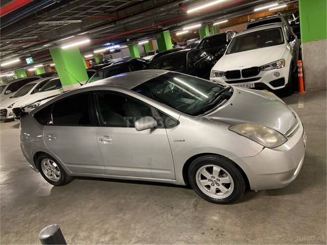 Toyota Prius 2008, 305,324 km - 1.5 л - Bakı