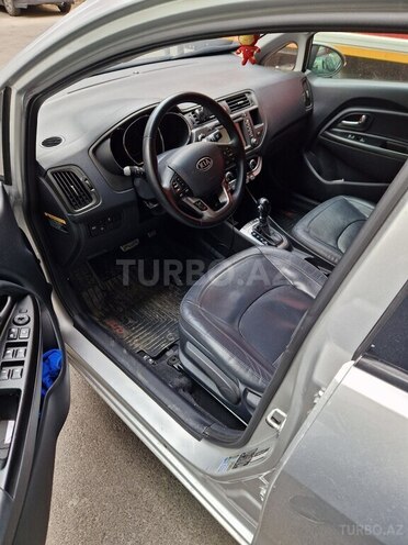 Kia Rio 2011, 16,779 km - 1.6 л - Bakı
