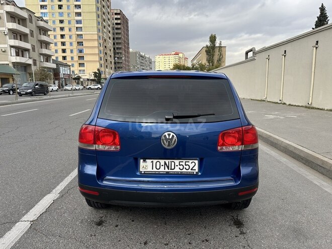 Volkswagen Touareg 2004, 199,800 km - 3.2 l - Bakı