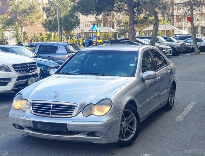 Mercedes C 200 2001, 258,000 km - 2.0 л - Bakı