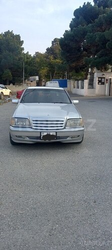Mercedes C 240 2000, 410,000 km - 2.4 l - Bakı