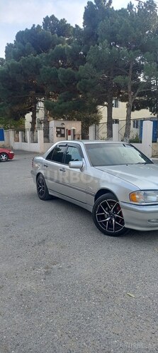 Mercedes C 240 2000, 410,000 km - 2.4 l - Bakı